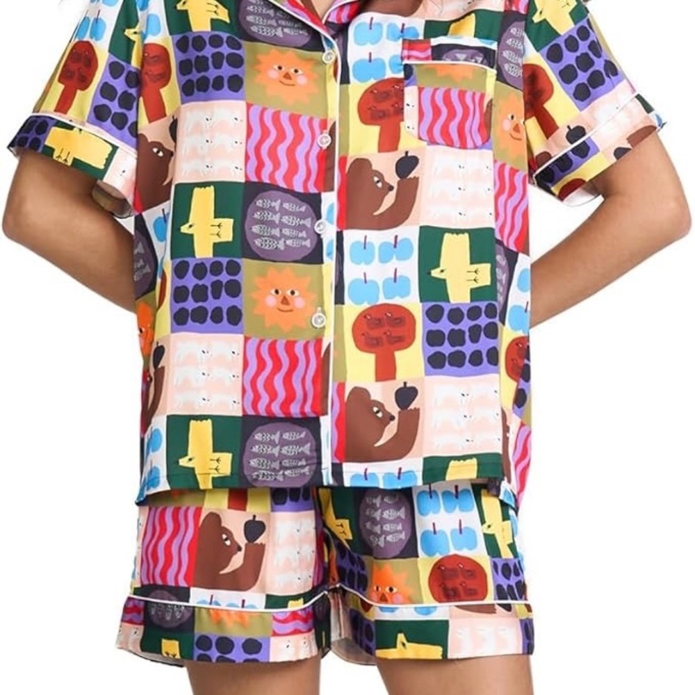YiNi LuLu Womens Satin Shorts Pajamas Set NWT Size Small